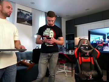 https://fansly.com/danielkraig